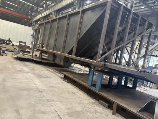 ซื้อ 20-80 m3 capacity railway bogie frame shot blasted to SA 2.5 standard for railway cargo transportation online manufacture