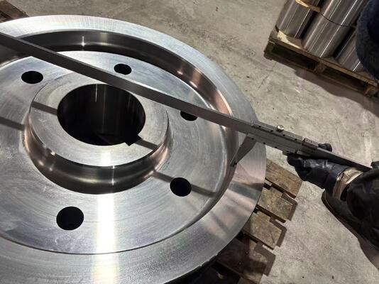 ER7 วงล้อรถไฟฟ้าเหล็กโกง 8401050mm EN13262 สําหรับระบบรถบรรทุกสินค้า