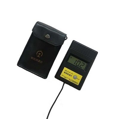 เครื่องวัดอุณหภูมิรางดิจิตอลกำลังไฟ 0.12W ใบรับรอง ISO 100 องศา